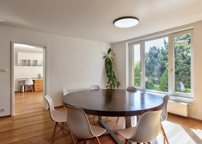 Luxury&Spacious 140M2 Two Floor Rooftop Apartment